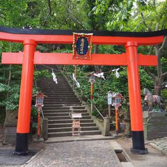 高山稲荷神社」のパワースポットとしての魅力はここにあり！ | RETRIP[リトリップ]