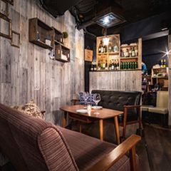 横浜で飲むならここ おしゃれで雰囲気の良いバー 居酒屋5選 Retrip リトリップ