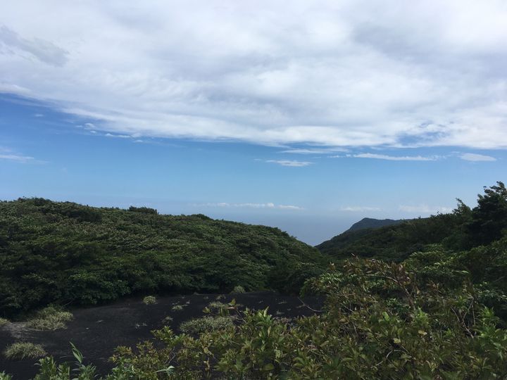 日本で唯一の砂漠 は東京にあった 伊豆大島の 裏砂漠 って知ってる Retrip リトリップ