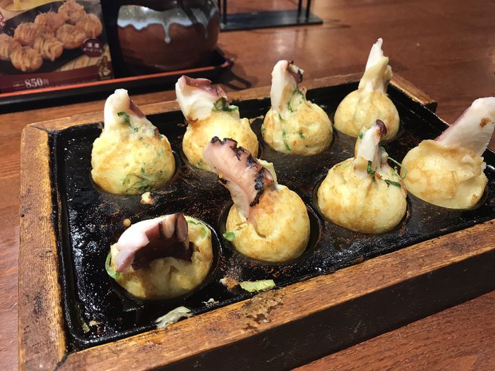 食べなきゃ人生損するで 大阪 道頓堀で食べるべき絶品グルメ7選 Retrip リトリップ