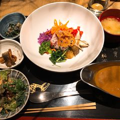 女子会にもってこい 東京都内の絶対おすすめ バーニャカウダ 4選 Retrip リトリップ