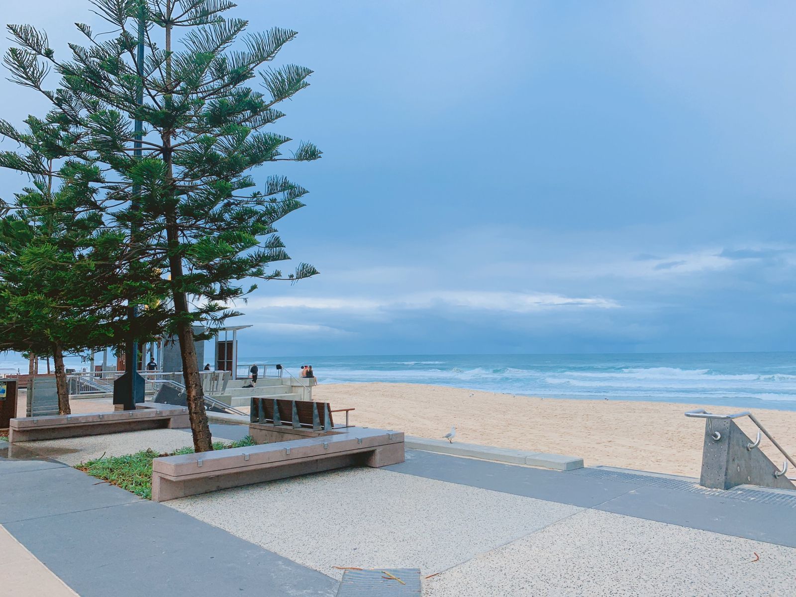 Surfers Paradise Beach サーファーズパラダイスビーチ Retrip リトリップ