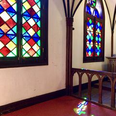 ステンドグラスが美しい世界の教会5選 まっぷるトラベルガイド