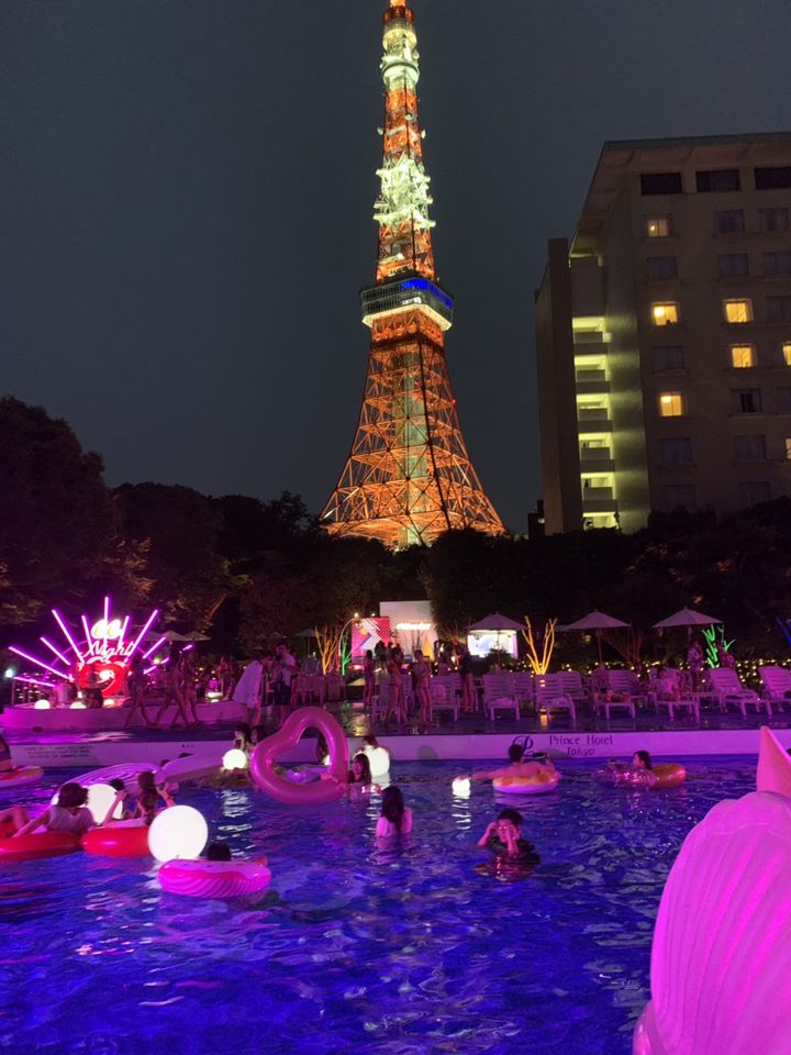 夏の特別な日に泊まりたい 東京都内のラグジュアリーなプール付ホテル11選 Retrip リトリップ