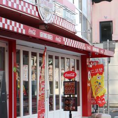 豪快なハンバーガー 名古屋 栄でおすすめのハンバーガー店4選 Retrip リトリップ