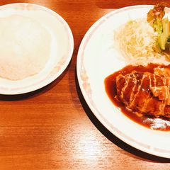 中野ブロードウェイでお昼ご飯 ランチにおすすめグルメ7選 Retrip リトリップ