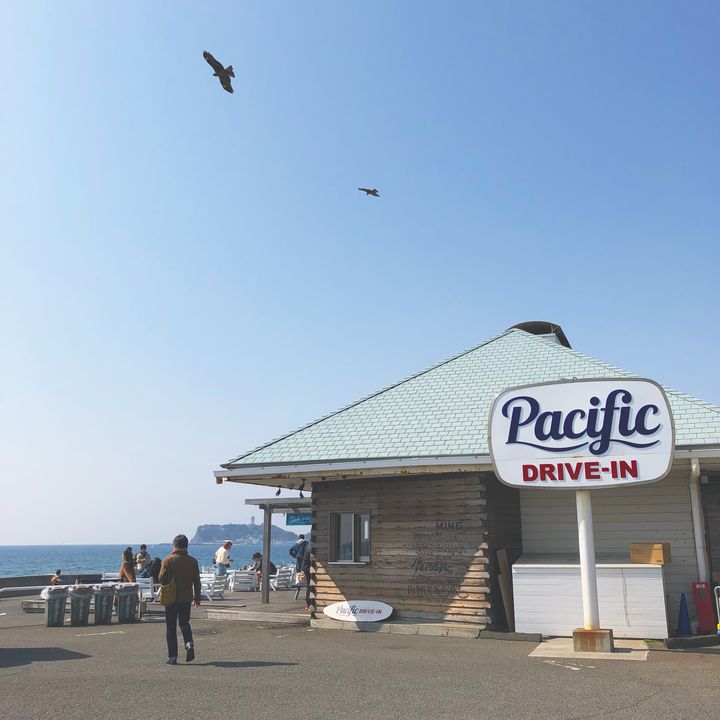 江ノ島　砂浜　 Pacific DRIVE-IN