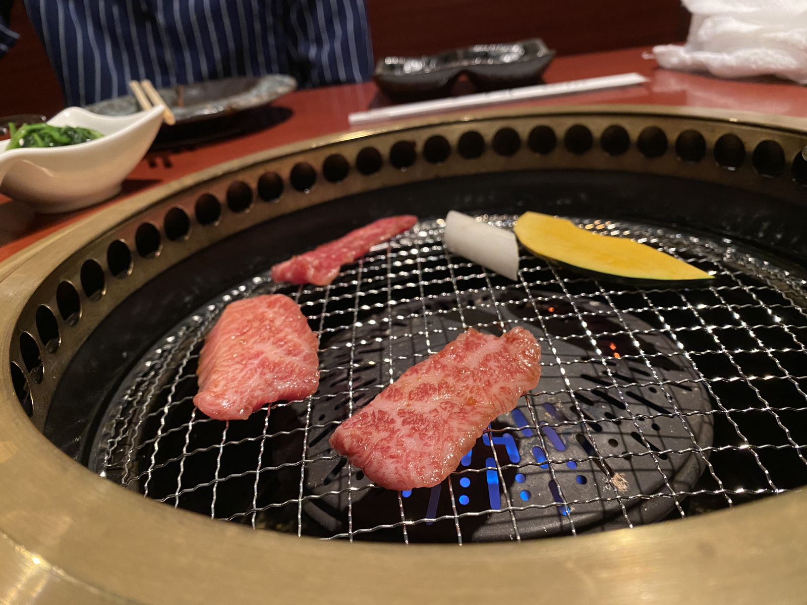和牛炭火焼肉 韓国料理 じろべ 大宮店 Retrip リトリップ