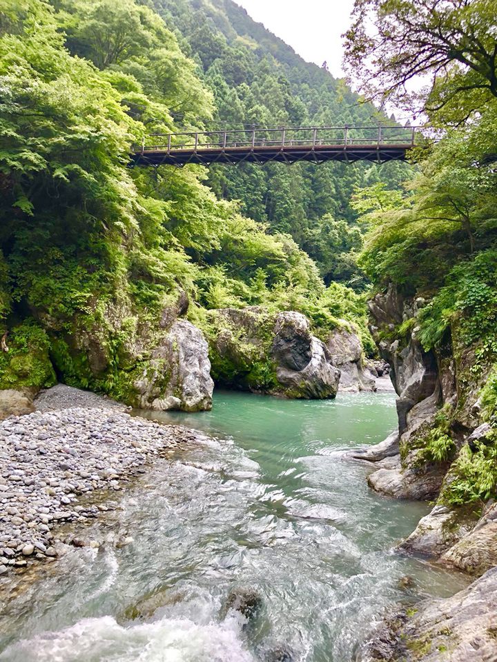 東京とは思えない大自然 川遊びもbbqも楽しめる 鳩ノ巣渓谷 とは Retrip リトリップ