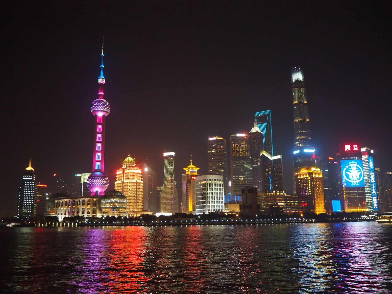 東方明珠電視塔 Oriental Pearl Tower (Dongfang Mingzhu) | くふう