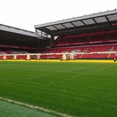サッカー知らなくても盛り上がる イギリスの強豪リバプールの アンフィールド とは Retrip リトリップ